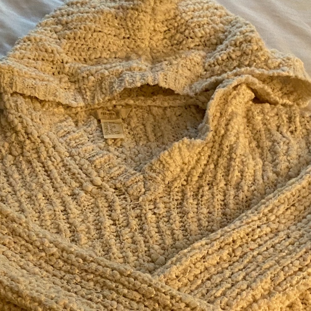 Sweater - Picture 3 of 3